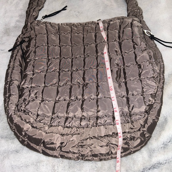 Quilted puffer bag - Picture 5 of 6